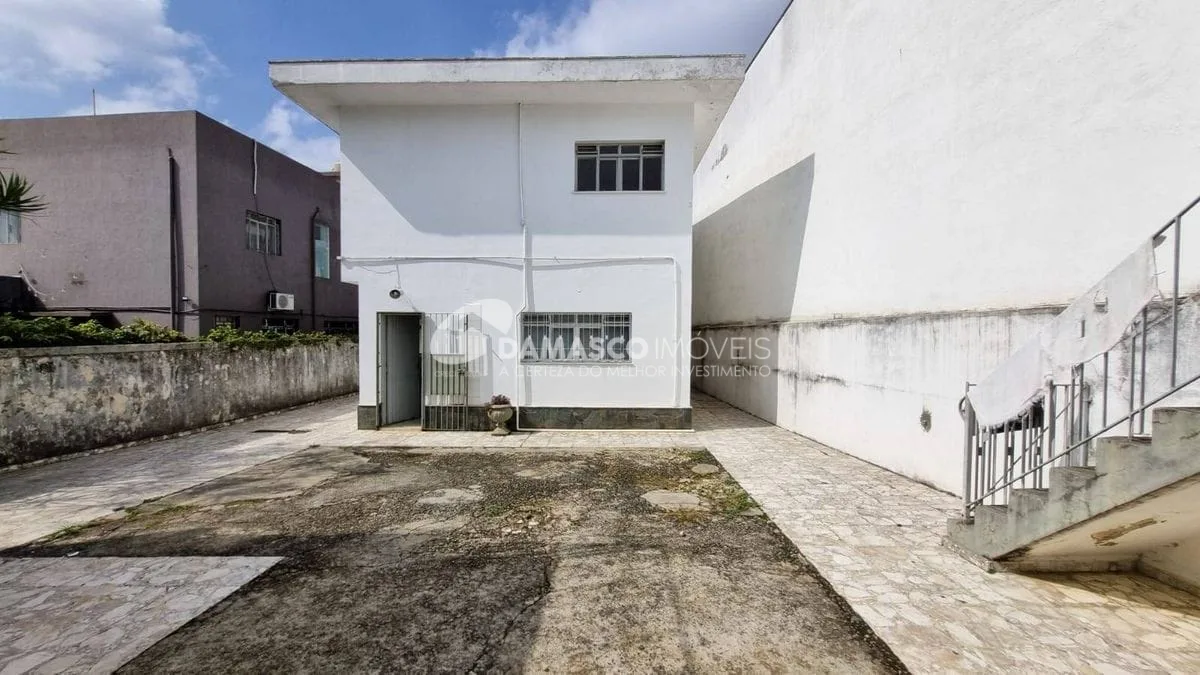 Sobrado à venda, 3 dorm (1suíte), 6 vagas, Olímpico