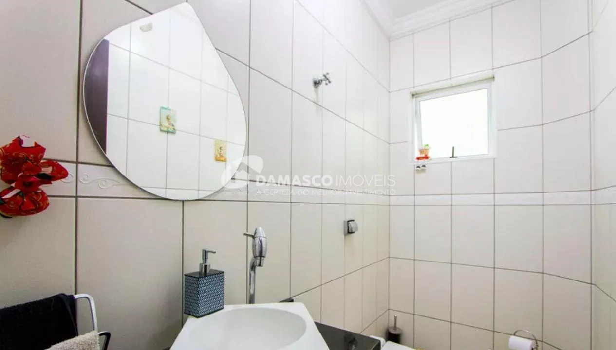Sobrado à venda 3 Quartos, 1 Suite, 4 Vagas, 207M², Campestre, Santo André - SP