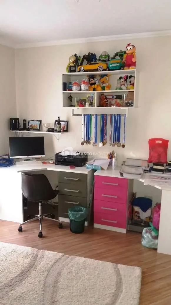 Sobrado à venda 4 Quartos, 2 Suites, 4 Vagas, 170M², Vila Alpina, Santo André - SP