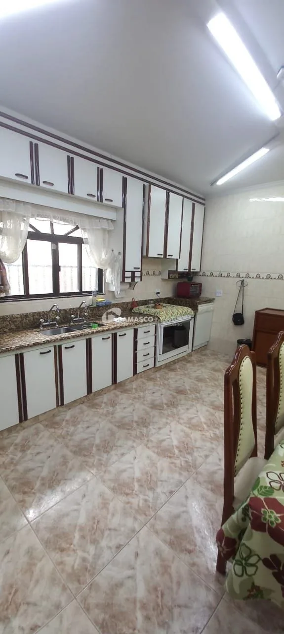 Sobrado à venda 3 Quartos, 1 Suite, 4 Vagas, 280M², Barcelona, São Caetano do Sul - SP