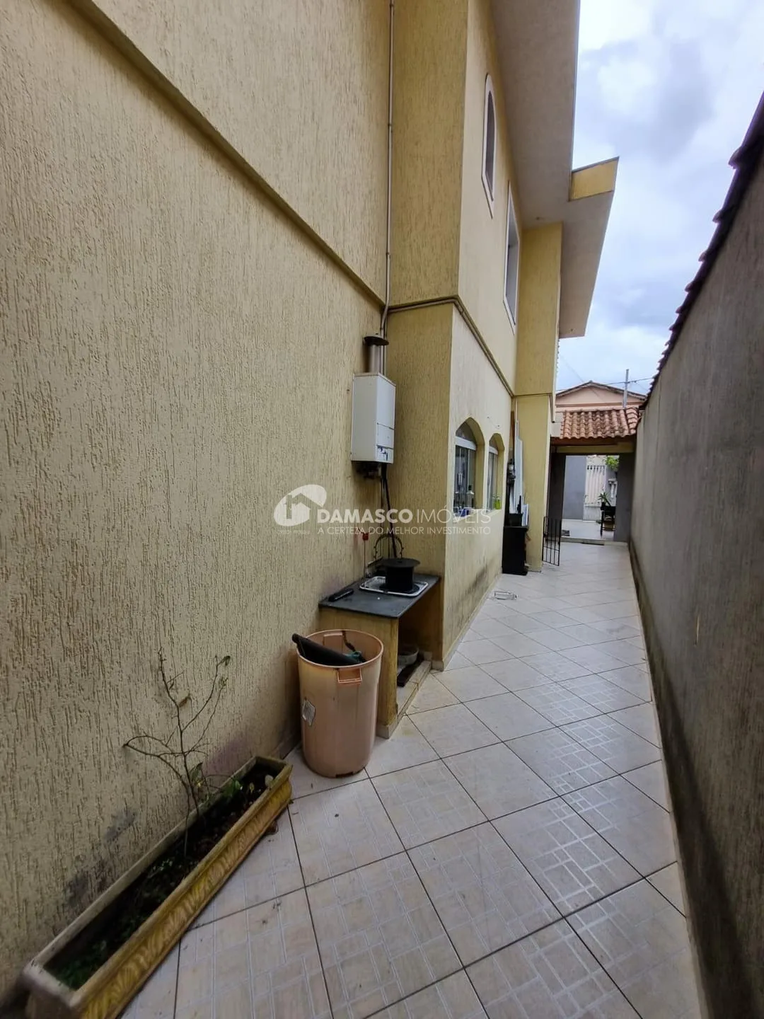 Sobrado à venda 3 Quartos, 1 Suite, 3 Vagas, 225M², Rudge Ramos, São Bernardo do Campo - SP