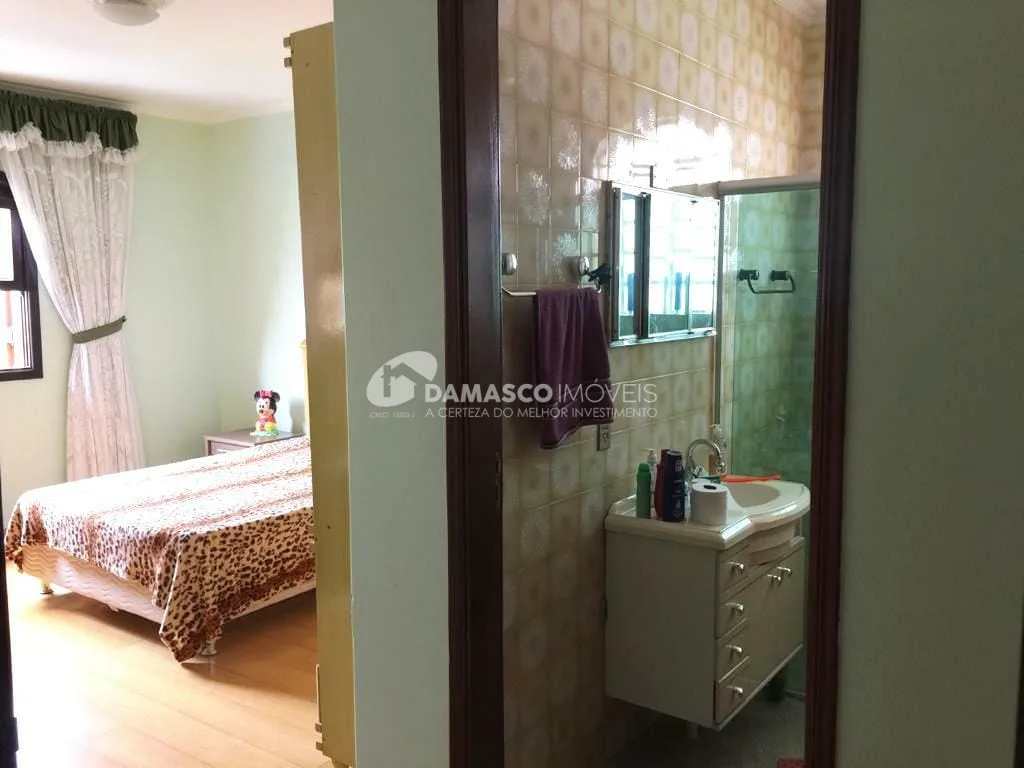Casa à venda 4 Quartos, 3 Suites, 6 Vagas, 312M², Santa Maria, São Caetano do Sul - SP