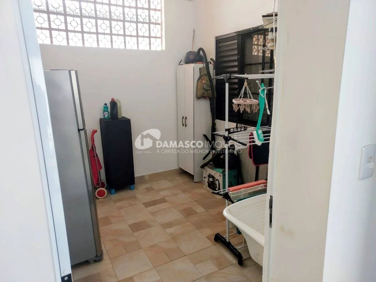 Sobrado no interior