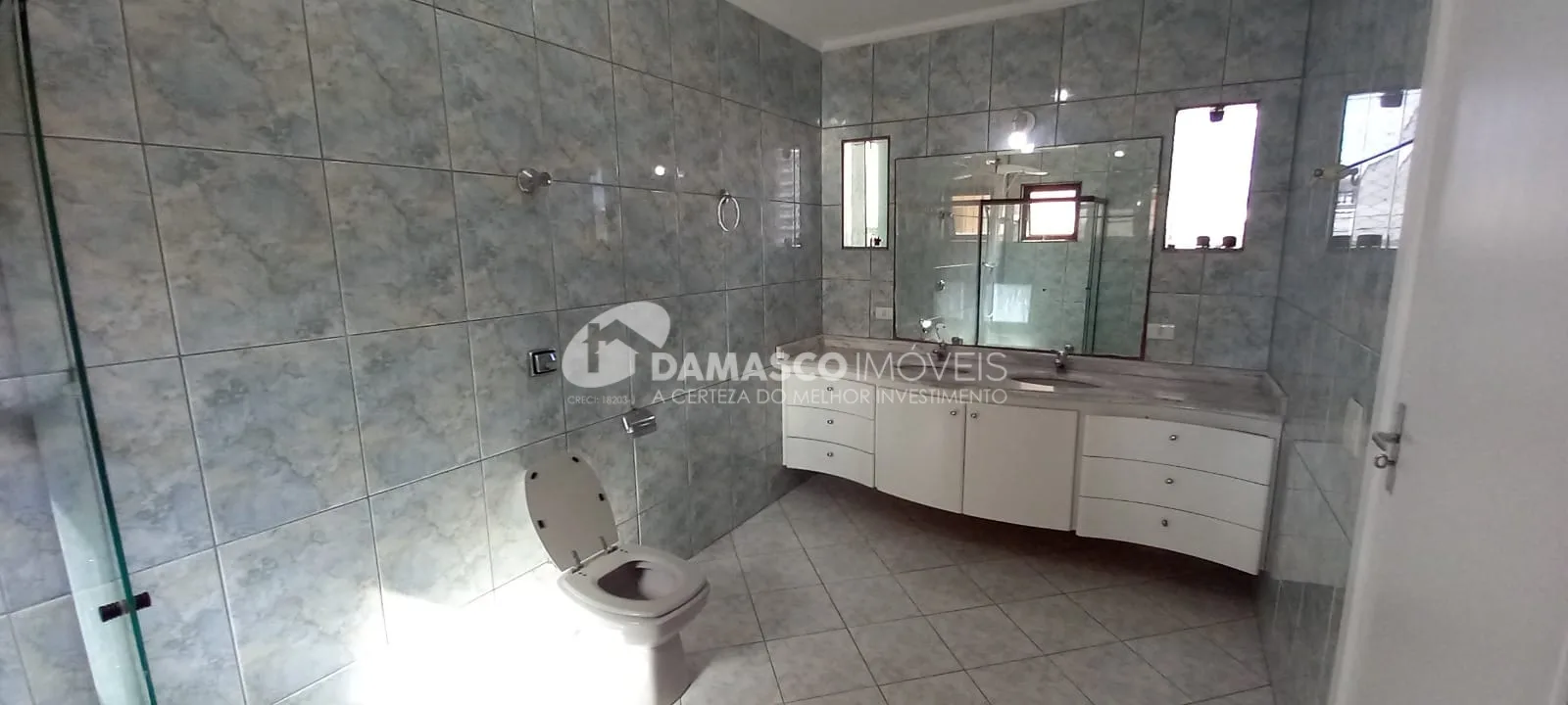 Sobrado para Locação 3 Quartos, 1 Suite, 3 Vagas, Santa Paula, São Caetano do Sul - SP