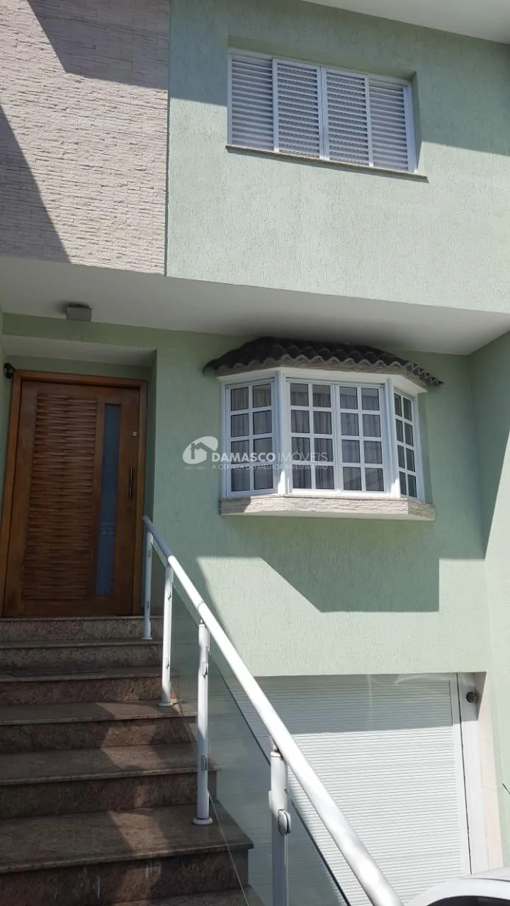 Sobrado à venda 3 Quartos, 1 Suite, 5 Vagas, 256M², Vila Alpina, São Paulo - SP