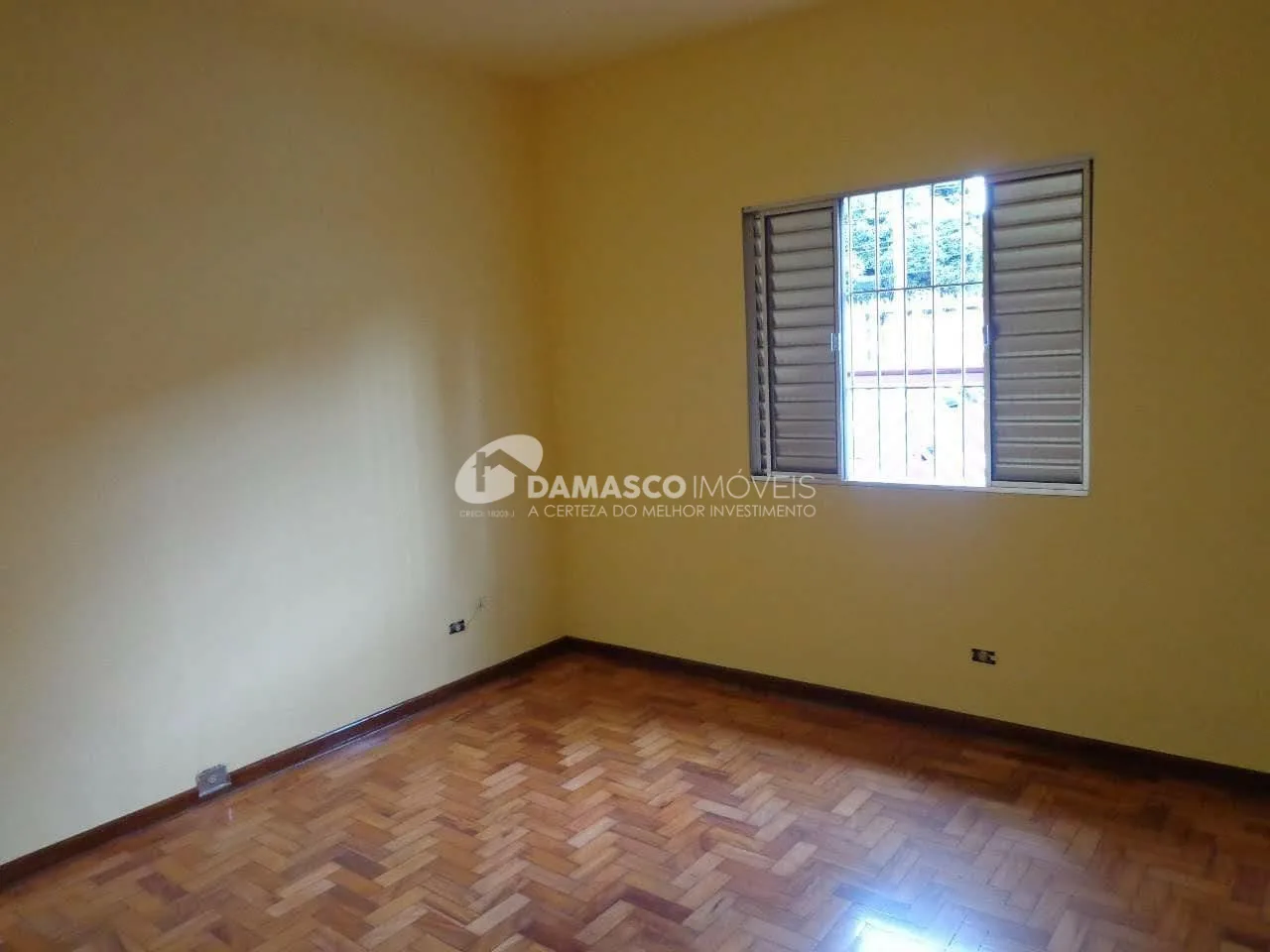 Sobrado à venda 2 Quartos, 1 Vaga, 178M², Campestre, Santo André - SP
