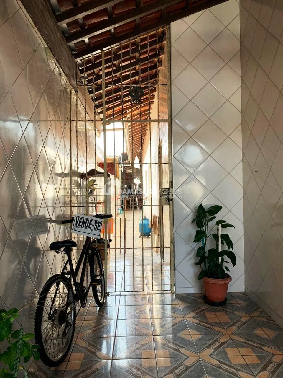 Casa Litoral à venda 2 Quartos, 1 Suíte, 2 Vagas, 104 m², Real, Praia Grande - SP