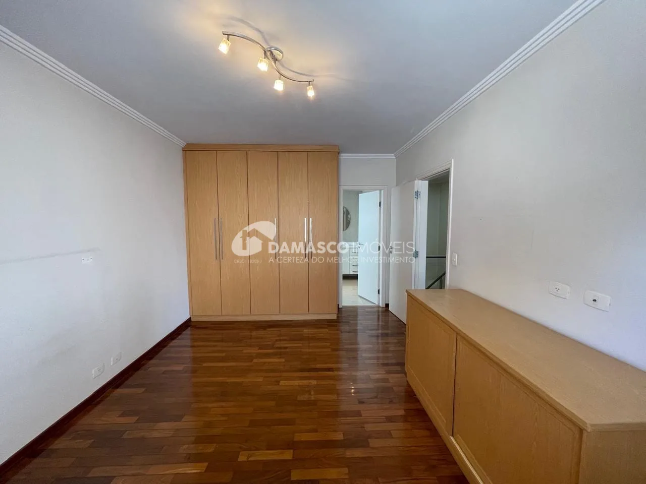 Sobrado à venda, Vila Regente Feijó, São Paulo, SP