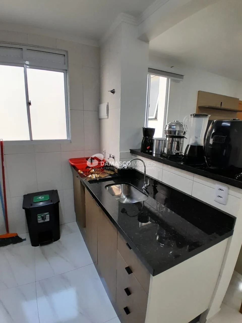 Apartamento à venda, Estância Guatambu, Itaquaquecetuba, SP