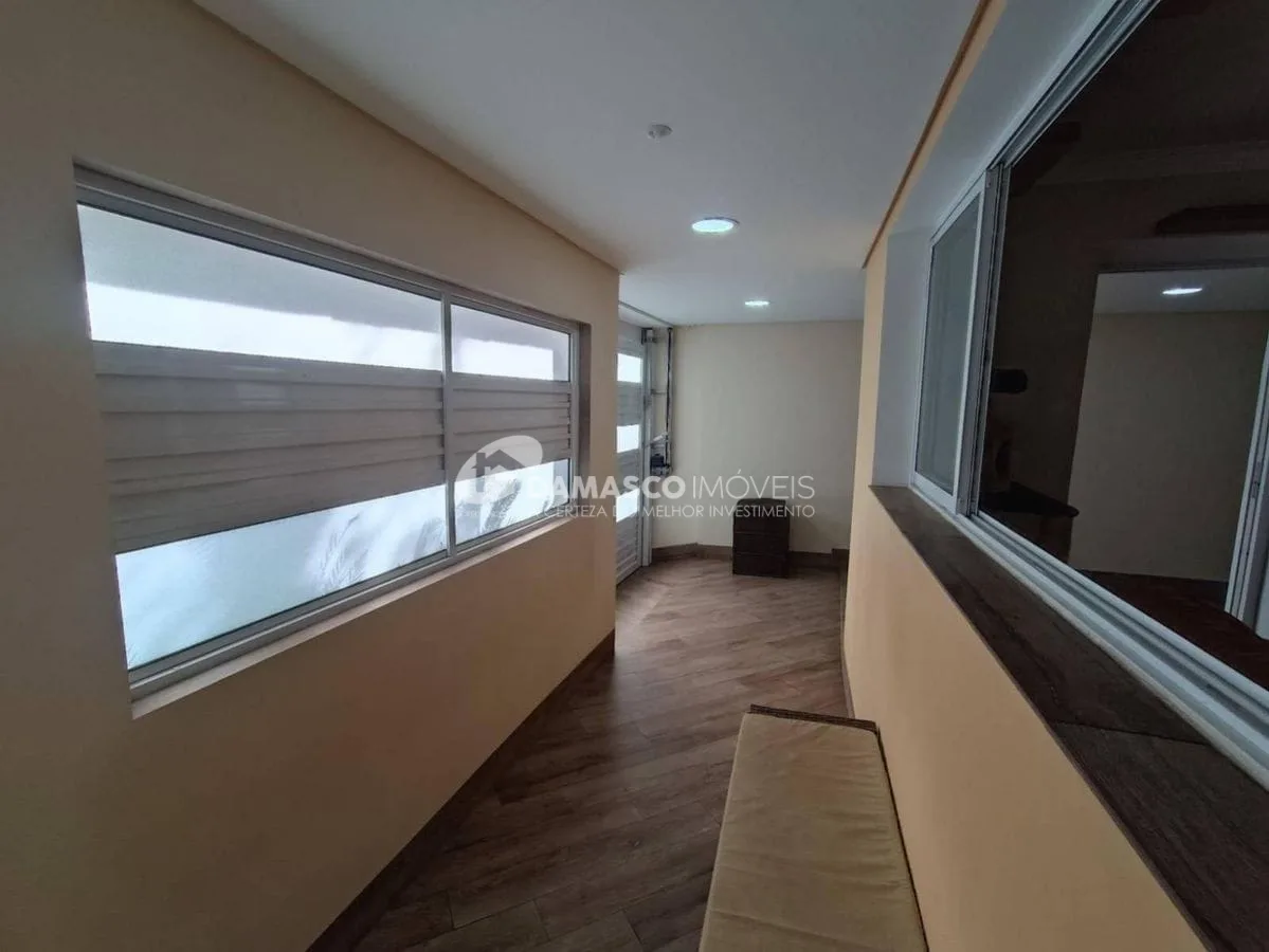 Sobrado à venda 2 Quartos, 2 Suites, 3 Vagas, Fundação, São Caetano do Sul - SP
