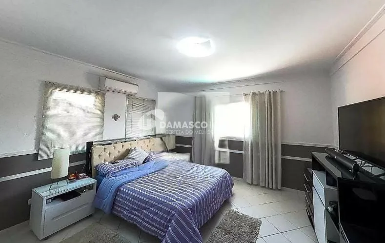 Sobrado à venda 5 Quartos, 5 Suites, 4 Vagas, 405M², Jardim São Caetano, São Caetano do Sul - SP