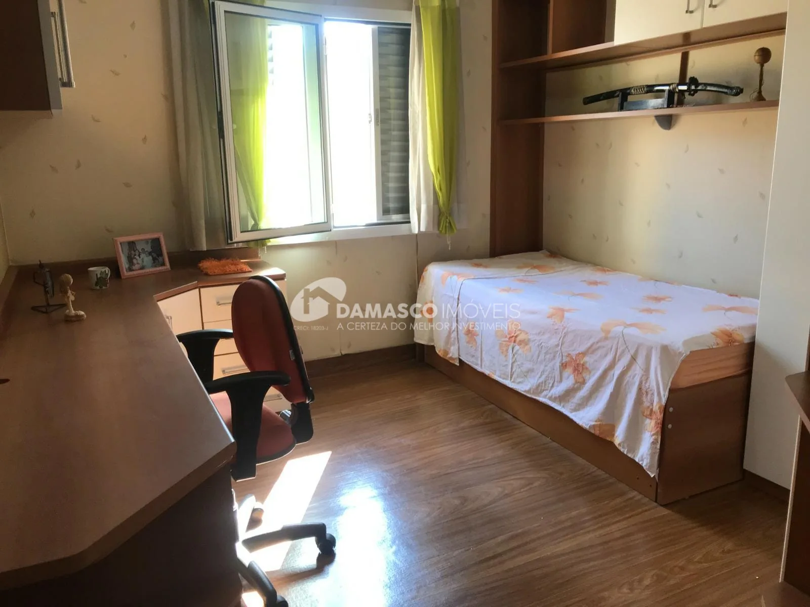 Sobrado à venda 4 Quartos, 1 Suite, 2 Vagas, 257M², Vila Palmares, Santo André - SP