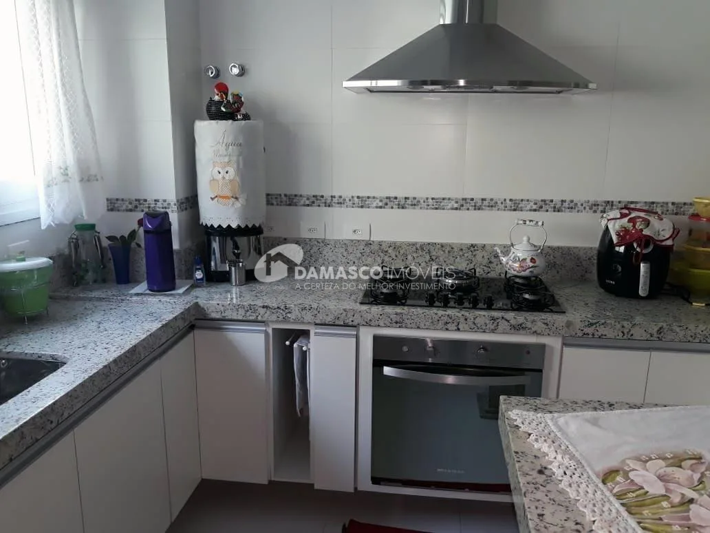 Sobrado à venda 3 Quartos, 3 Suites, 6 Vagas, 306M², Olímpico, São Caetano do Sul - SP