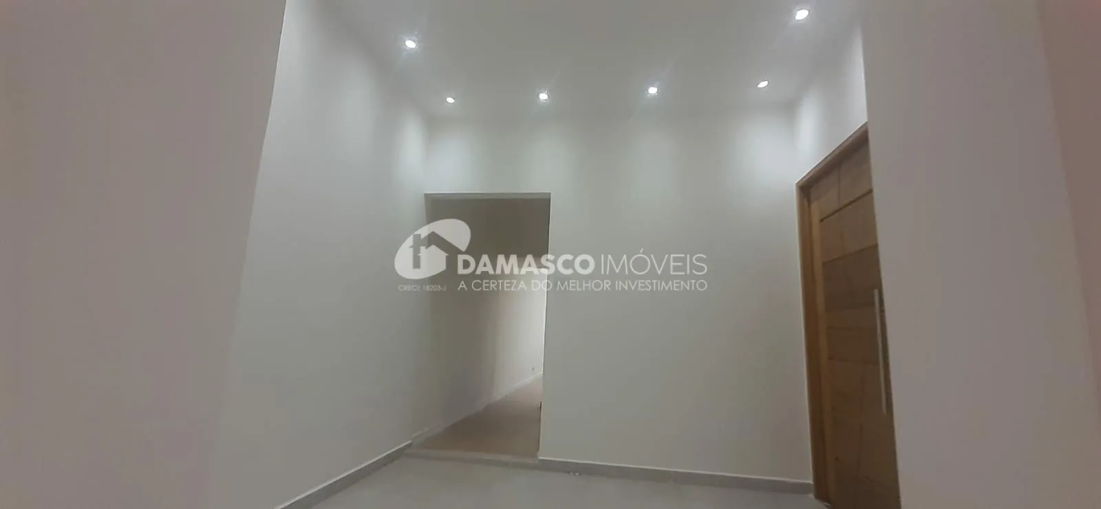 Sobrado à venda 3 Quartos, 2 Vagas, 250M², Vila Monumento, São Paulo - SP