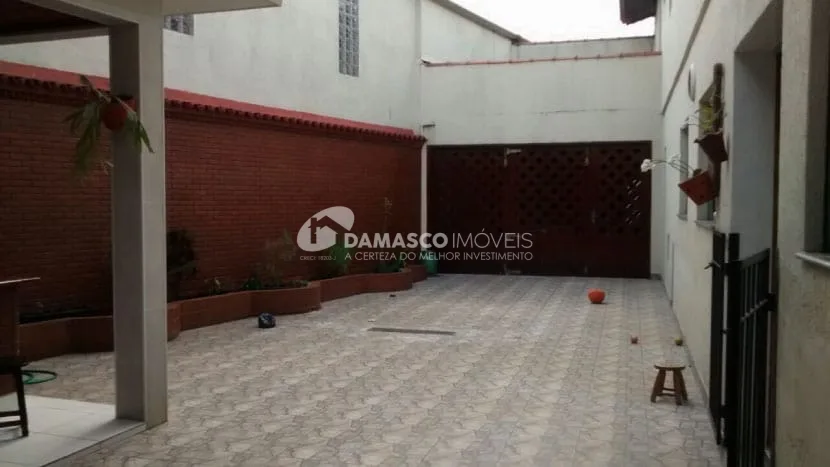Sobrado à venda 3 Quartos, 1 Suite, 10 Vagas, 270M², Vila Palmares, Santo André - SP