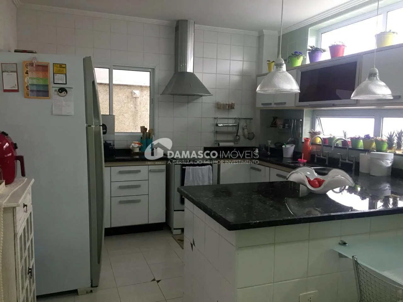 Sobrado para Locação 3 Quartos, 1 Suite, 4 Vagas, Santo Antônio, São Caetano do Sul - SP