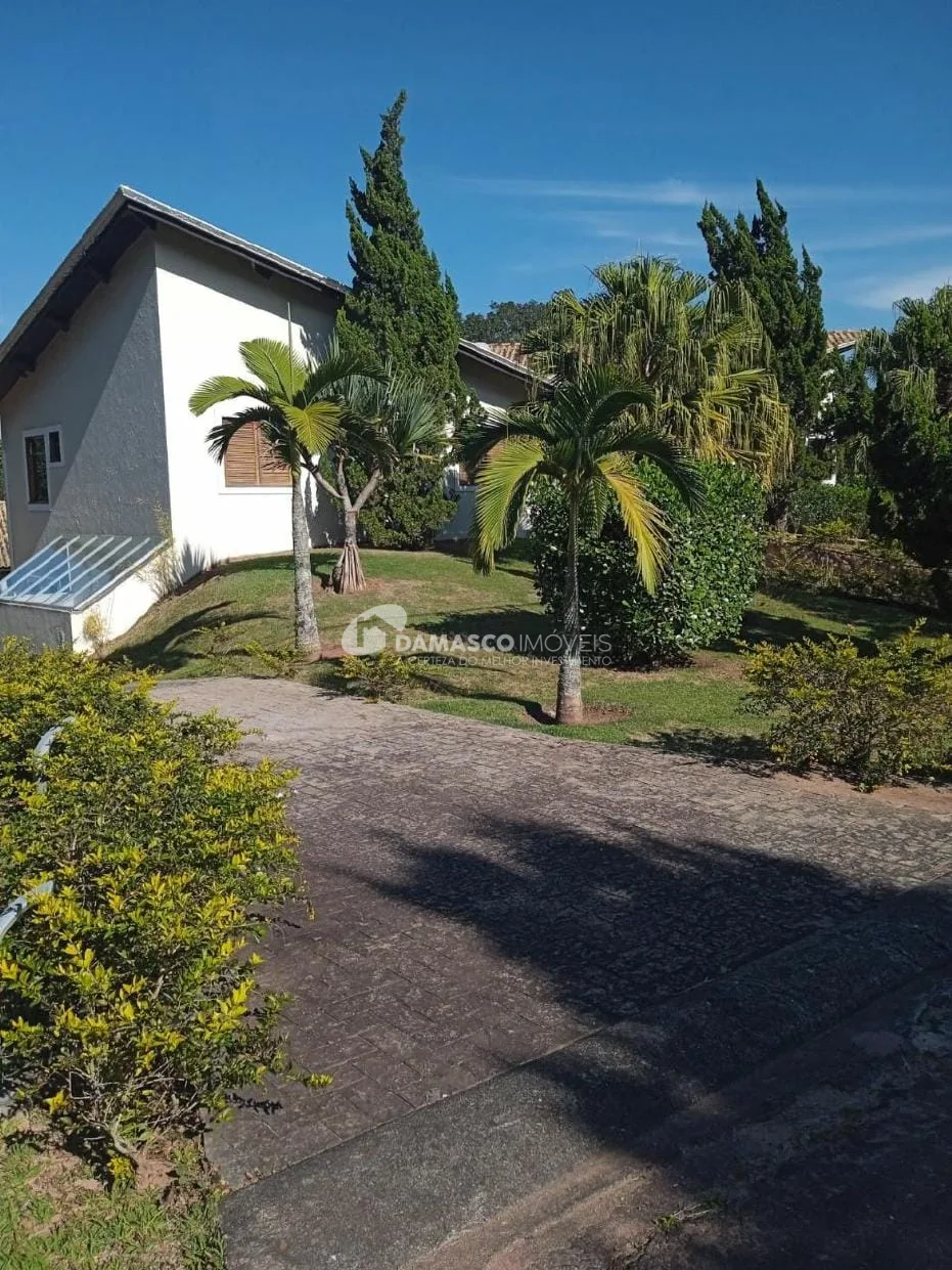 Casa à venda 3 Quartos, 3 Suites, 450M², Avenida Estrutural Leste, Ibiúna - SP
