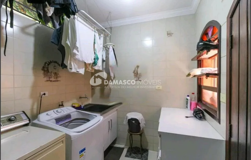 Casa à venda 5 Quartos, 3 Suites, 6 Vagas, 330M², Vila Alpina, São Paulo - SP