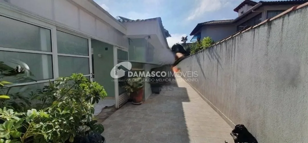 Sobrado à venda 3 Quartos, 3 Suites, 6 Vagas, 432M², Jardim São Caetano, São Caetano do Sul - SP