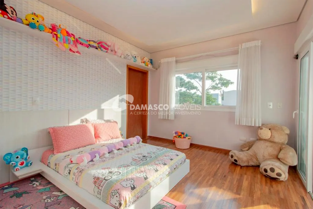 Sobrado à venda 4 Quartos, 4 Suites, 6 Vagas, 550M², Jardim São Caetano, São Caetano do Sul - SP