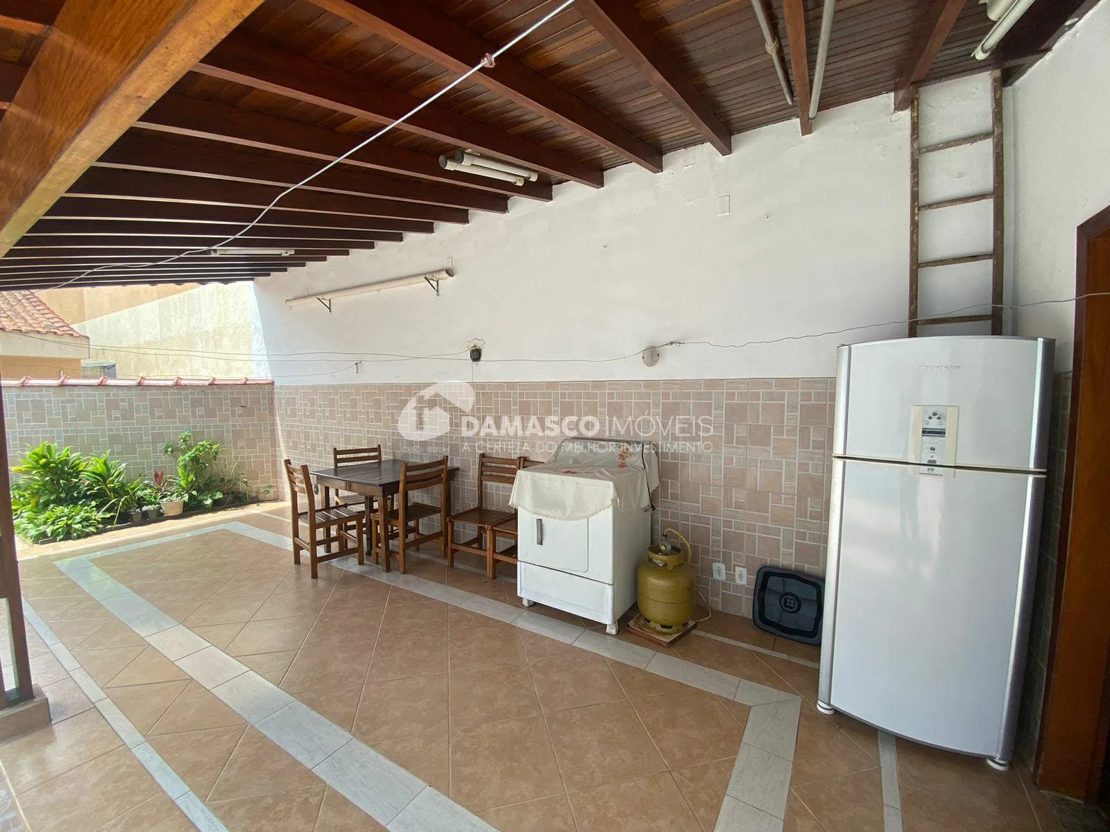 Sobrado à venda 3 Quartos, 3 Suites, 6 Vagas, 286M², Santa Maria, São Caetano do Sul - SP