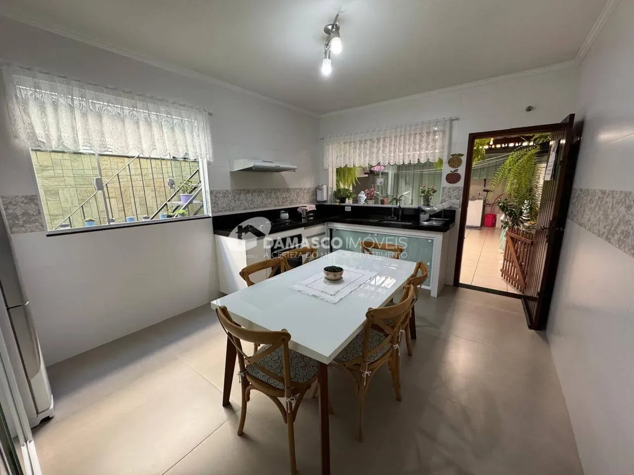Sobrado à venda, com quintal, Cerâmica, São Caetano do Sul, SP