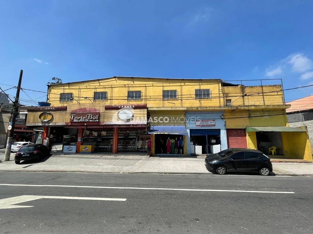 Prédio comercial no Jardim Santo André