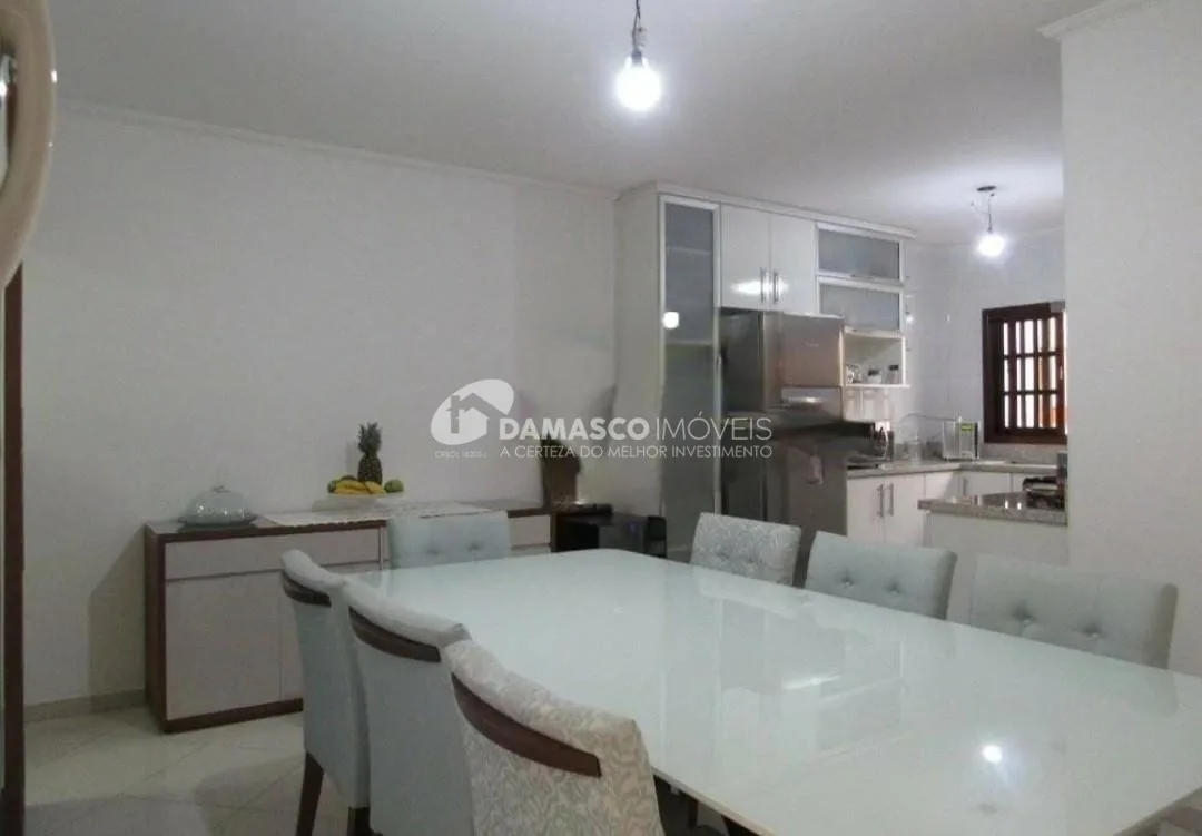 Sobrado à venda 3 Quartos, 3 Suites, 3 Vagas, 150M², Vila Alto de Santo André, Santo André - SP