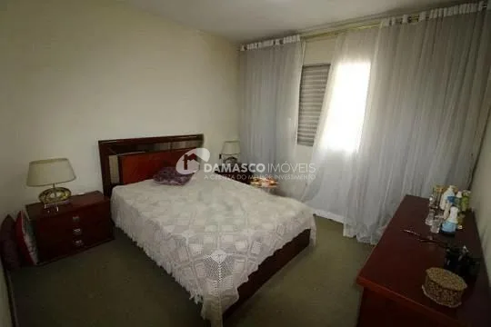Sobrado à venda 3 Quartos, 1 Suite, 3 Vagas, 250M², Vila Alpina, São Paulo - SP