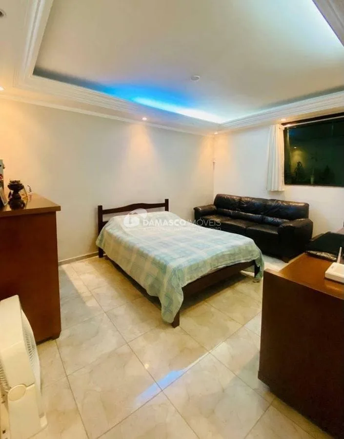 Sobrado à venda 4 Quartos, 3 Suites, 5 Vagas, Olímpico, São Caetano do Sul - SP