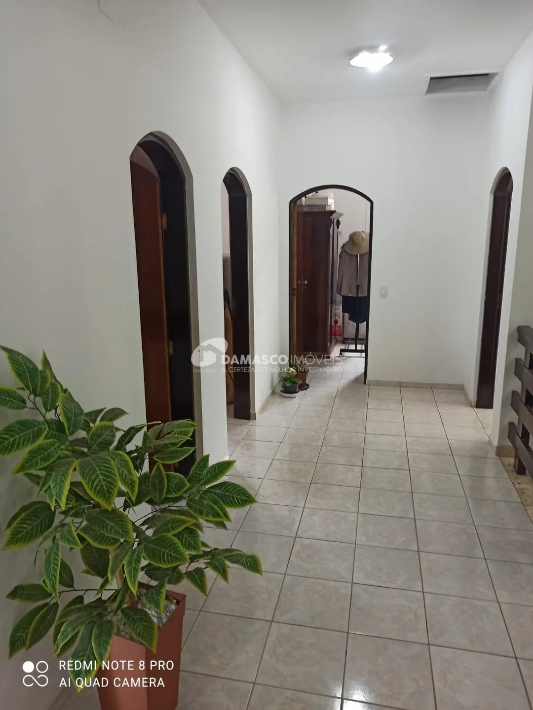 Sobrado à venda 5 Quartos, 2 Suites, 4 Vagas, Jardim Virgínia, Guarujá - SP