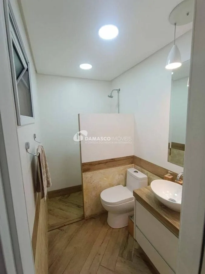Sobrado à venda 2 Quartos, 2 Suites, 3 Vagas, Fundação, São Caetano do Sul - SP