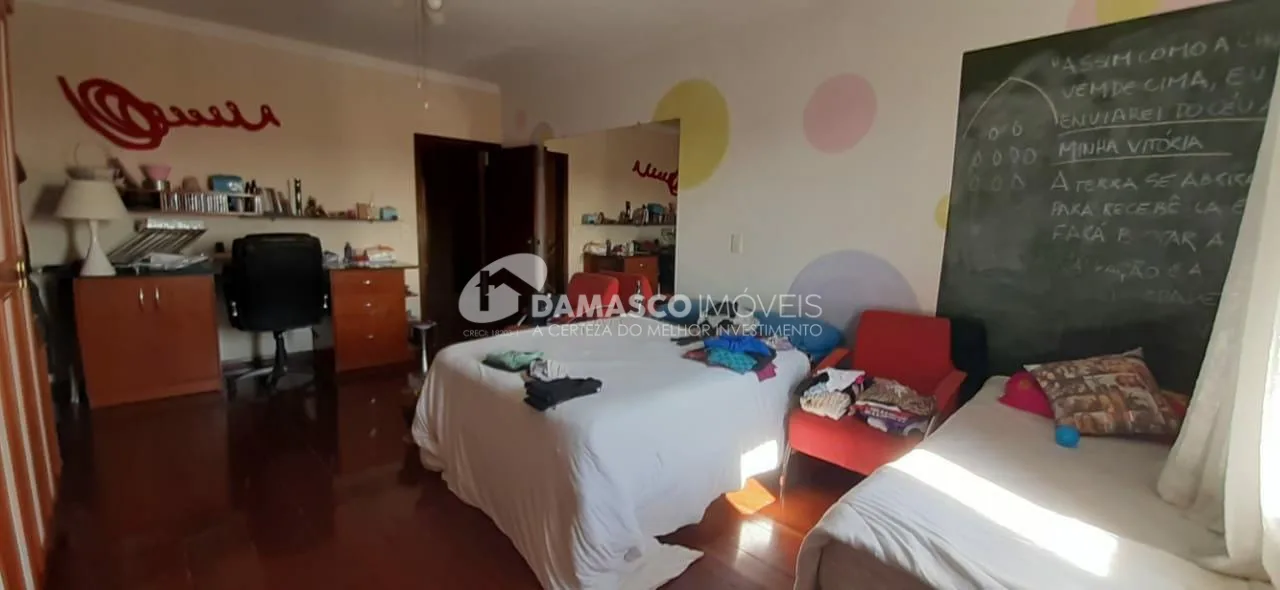Sobrado à venda 3 Quartos, 2 Suites, 6 Vagas, 780M², Osvaldo Cruz, São Caetano do Sul - SP