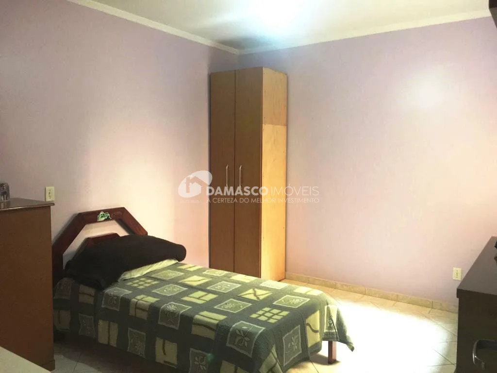 Sobrado para Venda 4 Quartos, 1 Suite, 4 Vagas, Nova Gerty, São Caetano do Sul - SP
