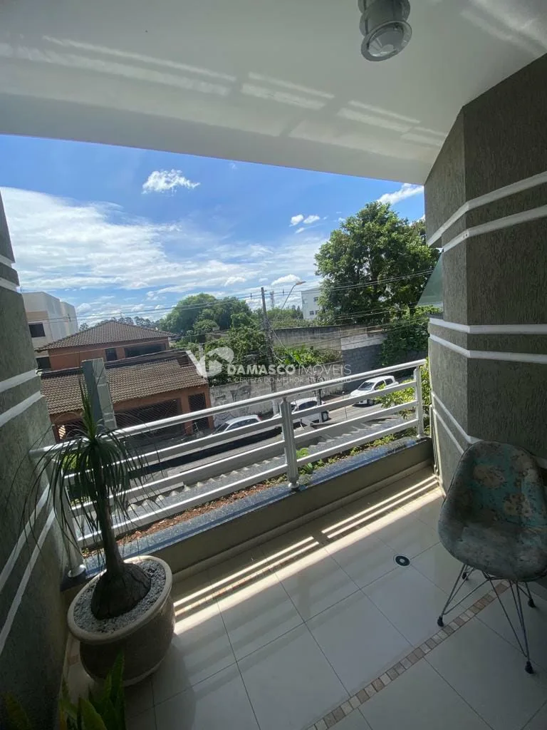 Sobrado à venda 3 Quartos, 3 Suites, 4 Vagas, 347M², Campestre, Santo André - SP