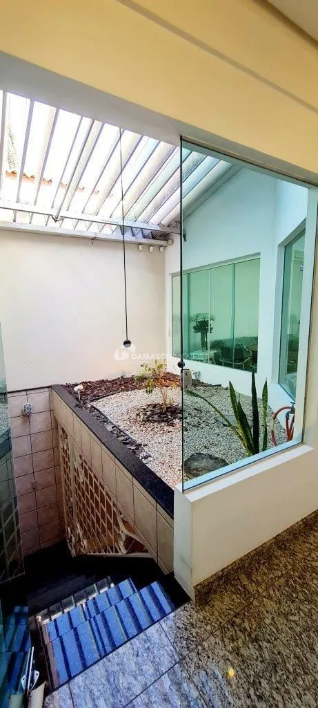 Casa para locação 3 Quartos, 3 Suítes, 6 Vagas, 326 m², Campestre, Santo André - SP