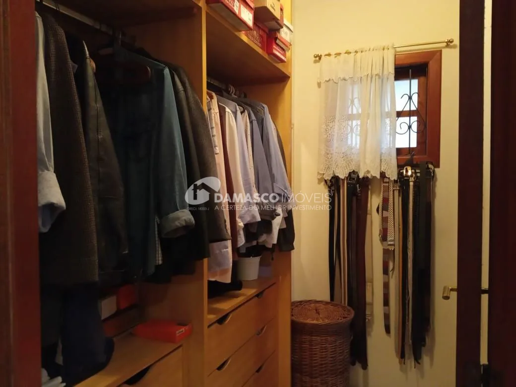 Sobrado à venda 4 Quartos, 3 Suites, 5 Vagas, 300M², Vila Alpina, São Paulo - SP