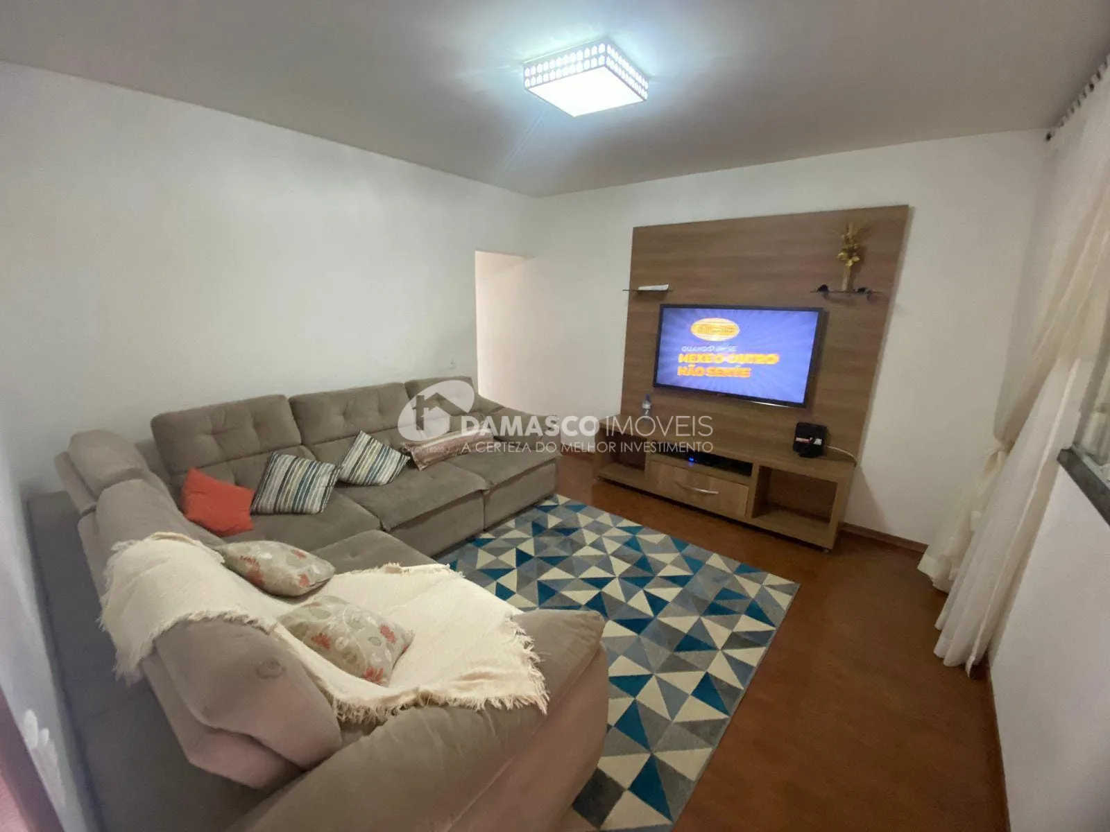 Casa à venda 3 Quartos, 1 Suite, 7 Vagas, Barcelona, São Caetano do Sul - SP