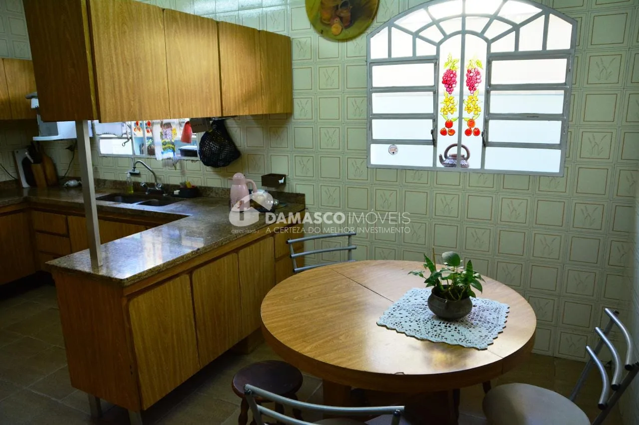 Casa à venda 3 Quartos, 1 Suite, 6 Vagas, 361M², Jardim São Caetano, São Caetano do Sul - SP