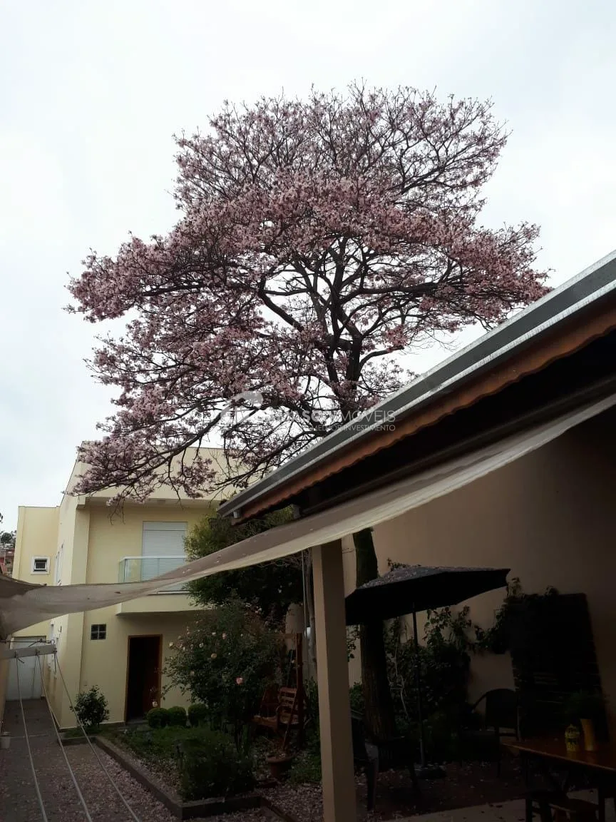 Sobrado à venda 4 Quartos, 1 Suite, 3 Vagas, 240M², Cerâmica, São Caetano do Sul - SP