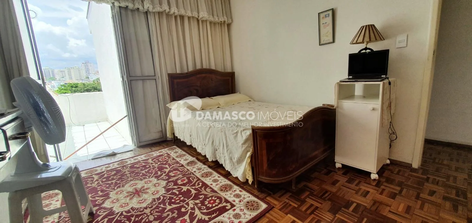 Sobrado à venda 3 Quartos, 2 Vagas, Olímpico, São Caetano do Sul - SP