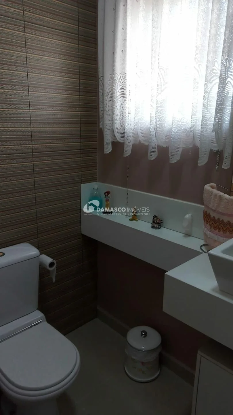 Casa à venda 3 Quartos, 1 Suite, 10 Vagas, 259M², Santa Maria, Santo André - SP