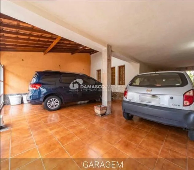 Casa à venda 3 Quartos, 1 Suite, 3 Vagas, 220M², Barcelona, São Caetano do Sul - SP