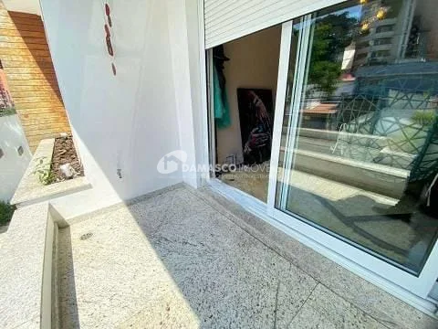 Sobrado à venda 3 Quartos, 3 Suites, 5 Vagas, 380M², Jardim, Santo André - SP