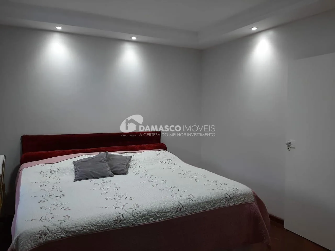 Sobrado à venda 4 Quartos, 4 Suites, 3 Vagas, 480M², Jardim São Caetano, São Caetano do Sul - SP