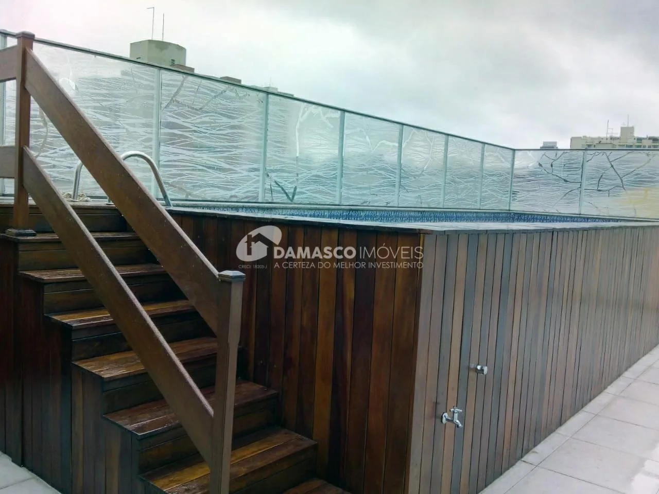 Sobrado à venda 3 Quartos, 3 Suites, 6 Vagas, 390M², Santa Maria, São Caetano do Sul - SP