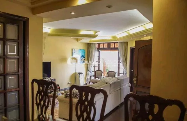 Sobrado à venda 3 Quartos, 3 Suites, 4 Vagas, 245M², Cerâmica, São Caetano do Sul - SP