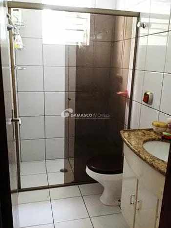 Sobrado à venda 3 Quartos, 1 Suite, 2 Vagas, Santa Terezinha, São Bernardo do Campo - SP