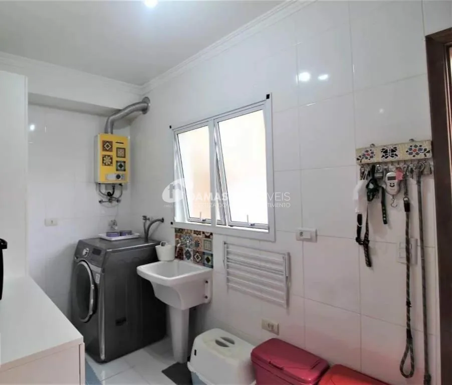Sobrado à venda 4 Quartos, 1 Suite, 3 Vagas, 240M², Cerâmica, São Caetano do Sul - SP