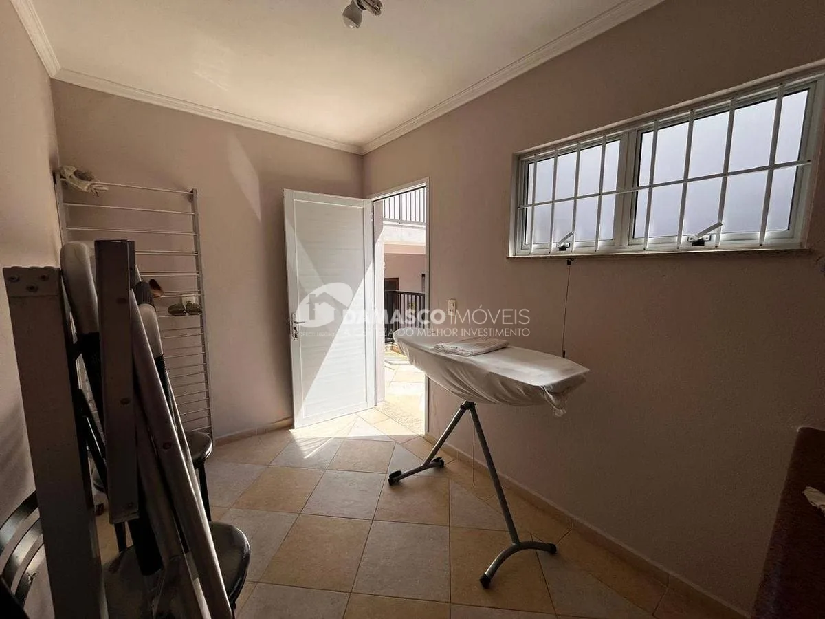 Casa térrea, 3 quartos, 3 vagas, a  venda - Vila Alpina SP